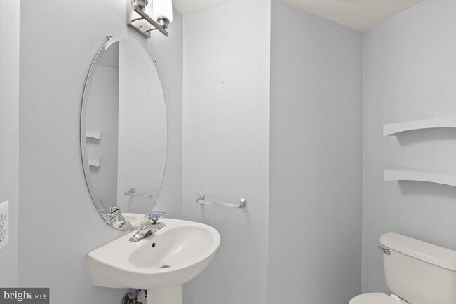 Building Photo - 12739 Fair Crest Ct