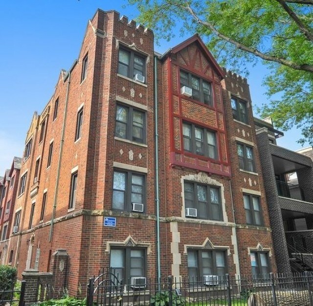 1461 W Byron St 1461 W Byron St Chicago IL 60613 Apartment Finder