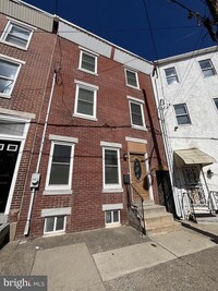 Building Photo - 115 W Allen St