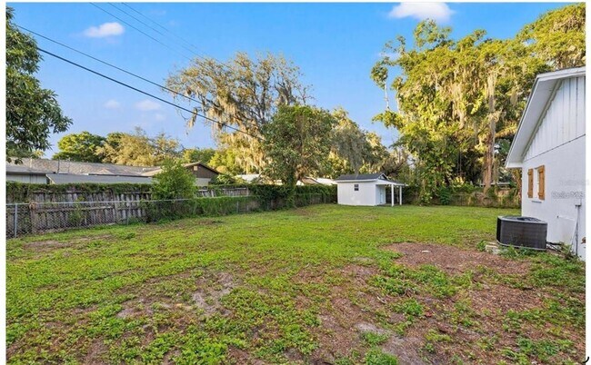 Building Photo - 508 Brooker Rd