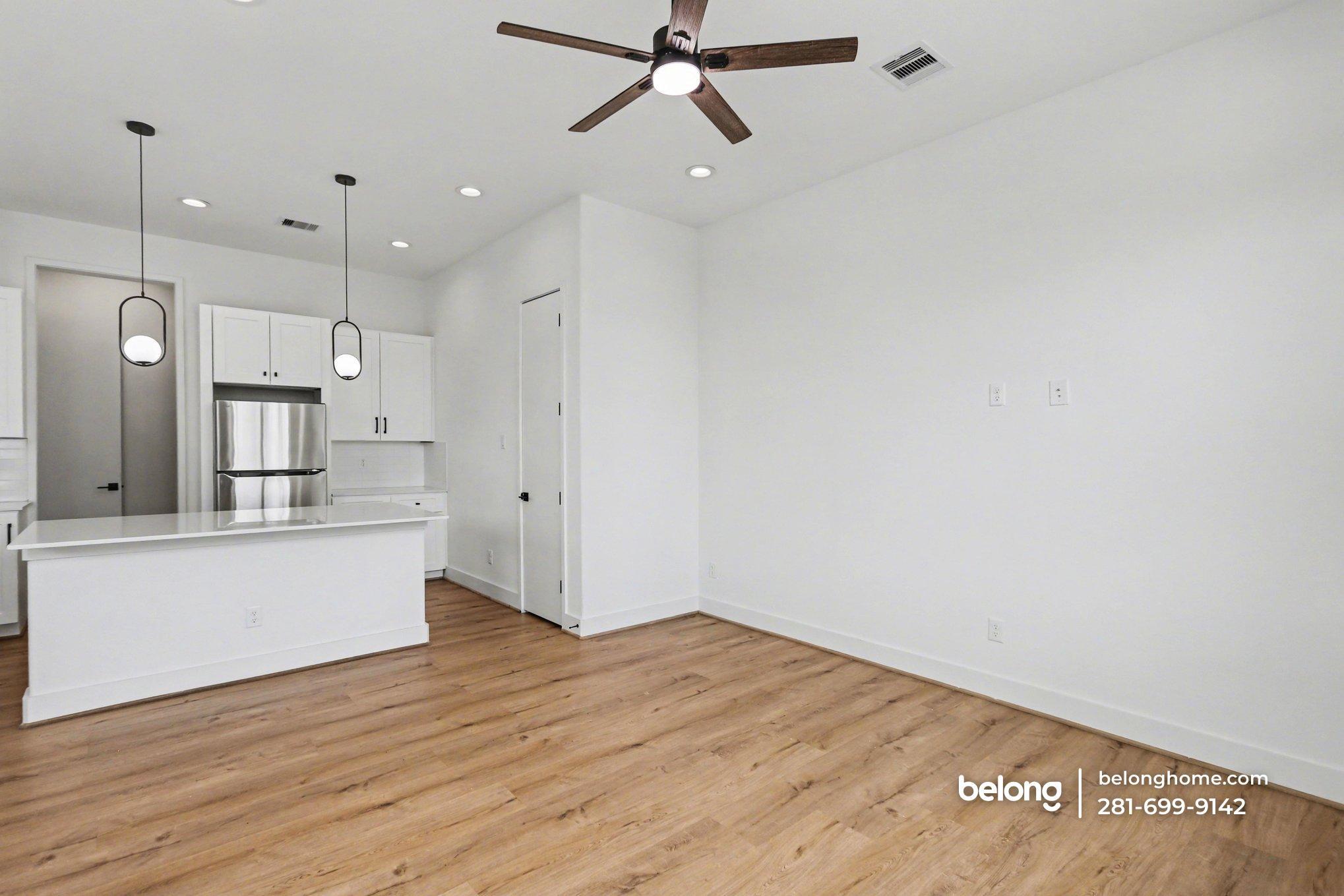 Building Photo - 203 Danna Ln