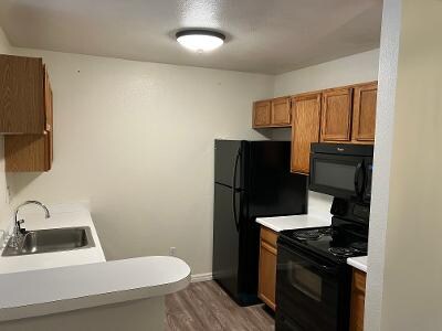 Building Photo - 2820 17th Ave