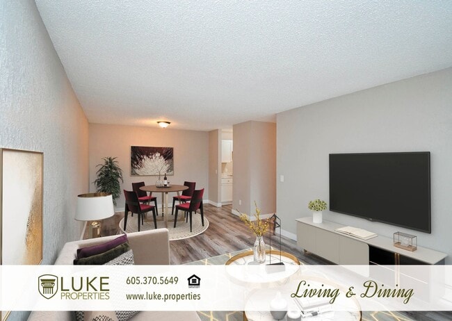 Building Photo - 405 S Sycamore Ave