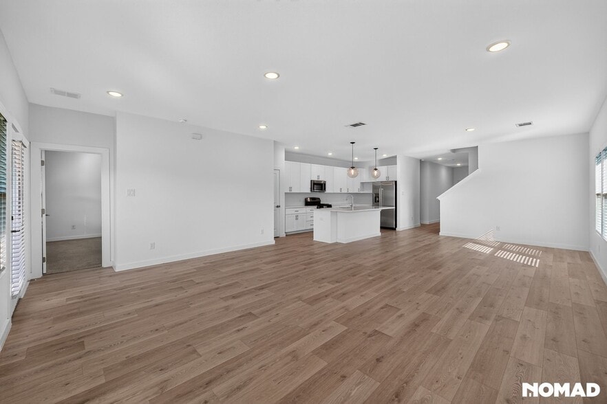 Building Photo - 2512 Broken Bow Dr
