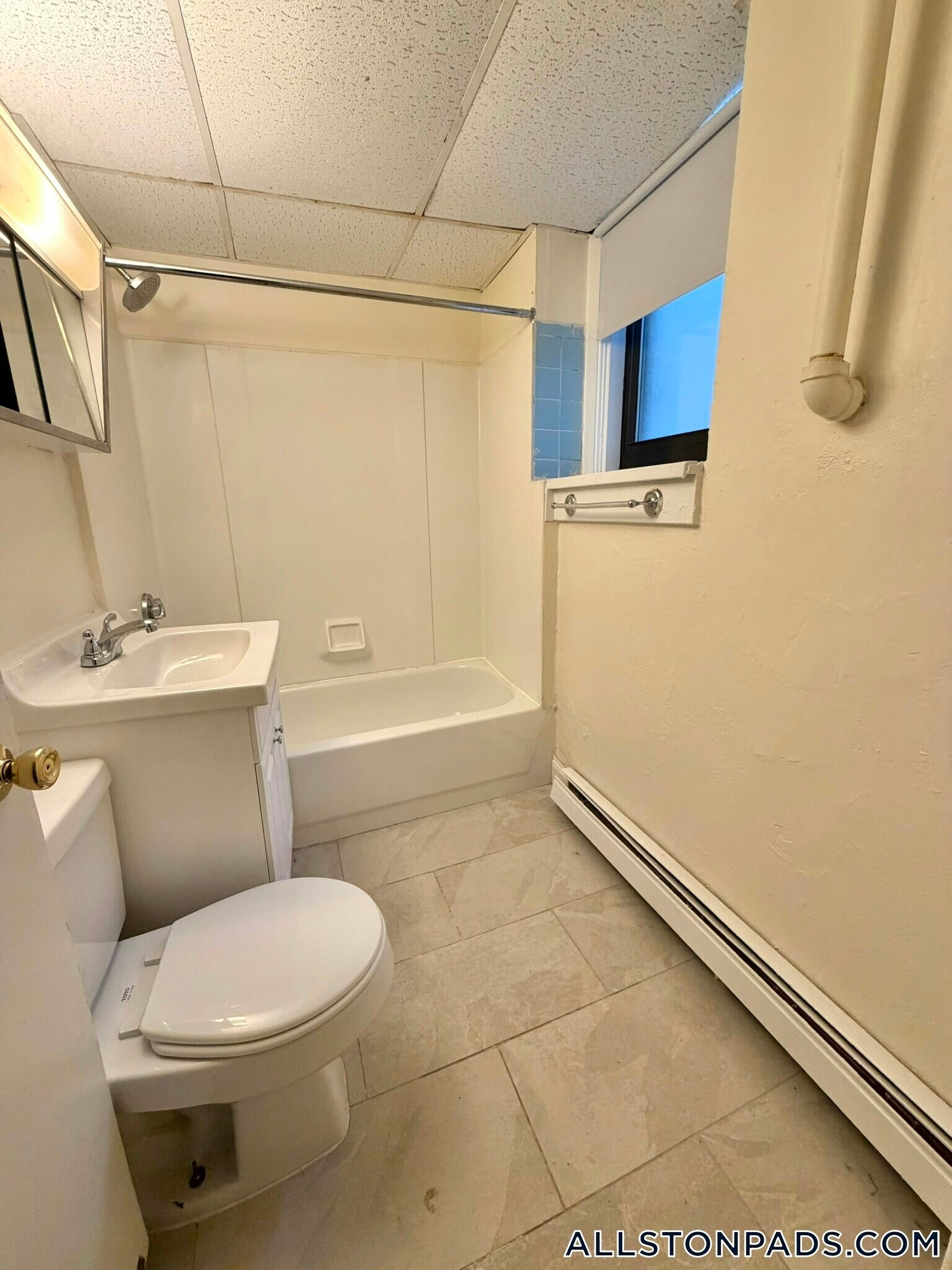 Building Photo - 1144 Commonwealth Ave