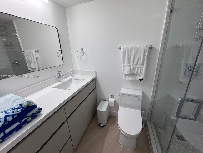 Building Photo - 3800 Galt Ocean Dr