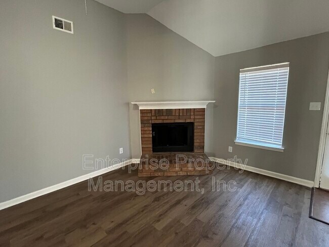 Building Photo - 6404 Ragan Farm Dr