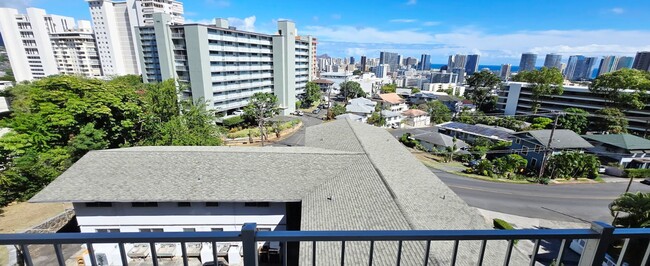 Building Photo - Seaview- 1002A Prospect Street #33