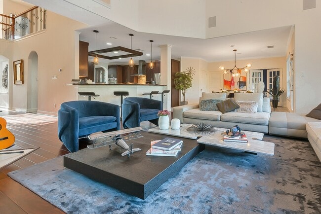 Building Photo - 6334 Collina Springs Ct