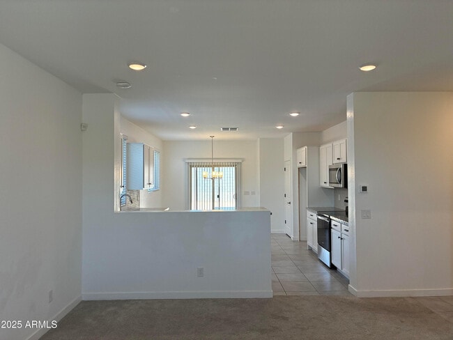 Building Photo - 16878 W Diana Ave