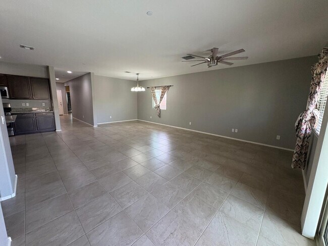 Building Photo - 21248 W Palm Ln