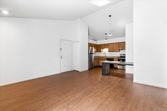 Building Photo - 2575 S Syracuse Way