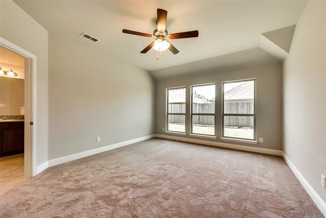 Building Photo - 800 Bird Creek Dr