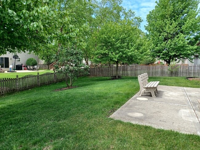 Building Photo - 24463 Tufton St