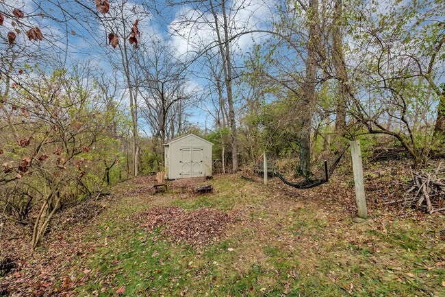 Building Photo - 1658 Grandview Dr