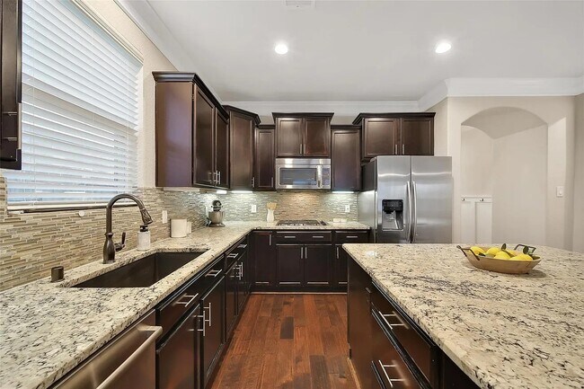 Building Photo - 28723 Baughman Ridge Dr