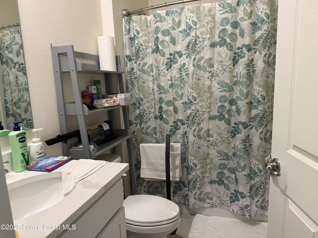 Building Photo - 1566 Criswell Ln SE