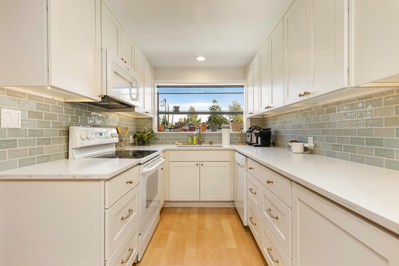 Building Photo - 10828 23rd Ave NE