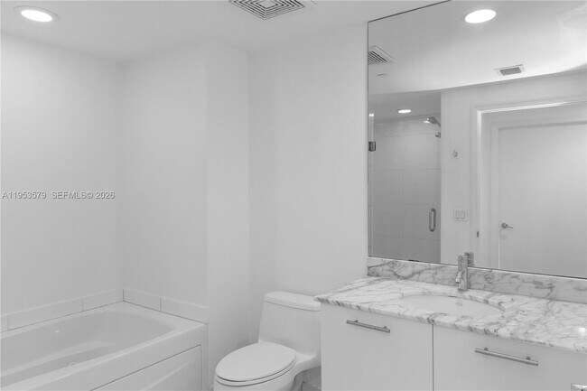 Building Photo - 55 SE 6th St