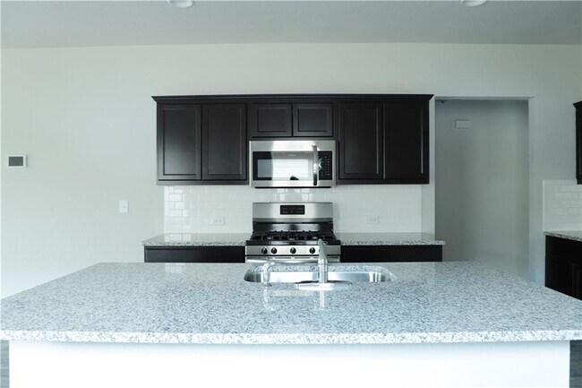 Building Photo - 13812 Levy Ln