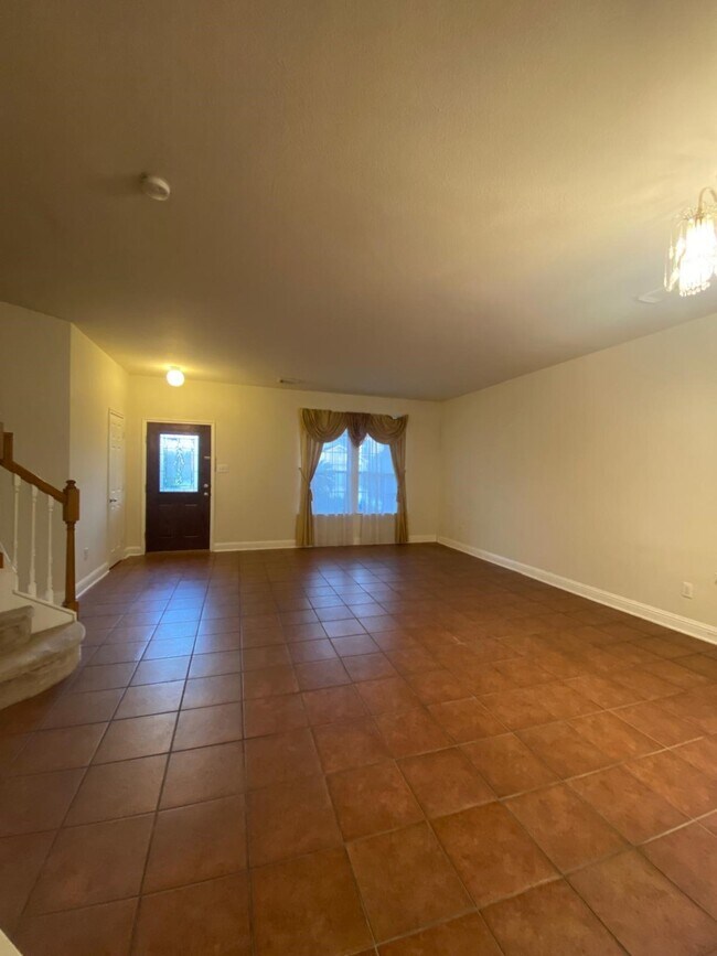 Building Photo - 518 Remington Chase Ct