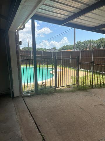 Building Photo - 1605 Willow Creek