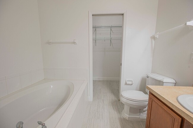 Building Photo - 3701 Titanic Cir