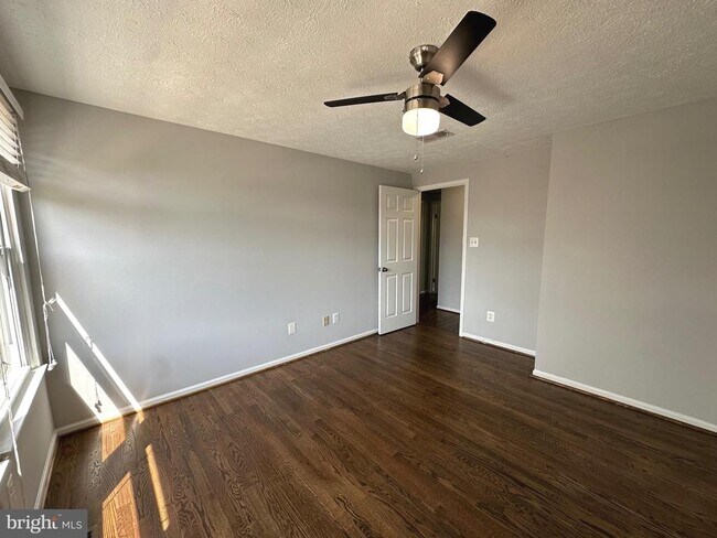 Building Photo - 14632 Stone Crossing Ct