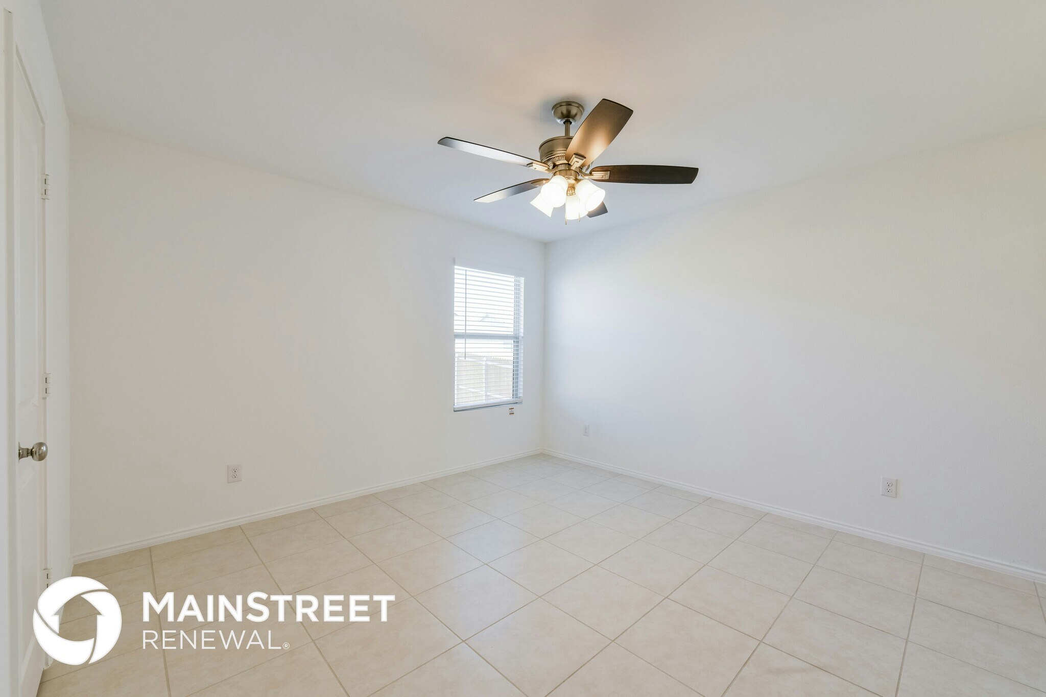 Building Photo - 340 Dry Cyn Wy