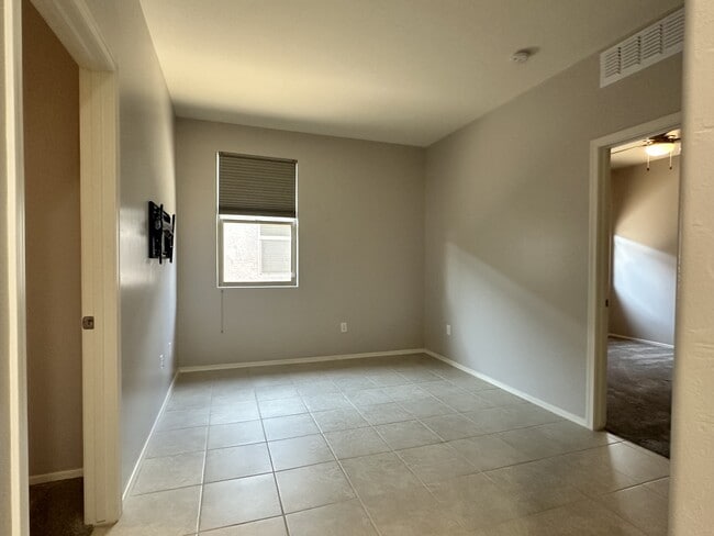 Building Photo - 7303 S Via Tierra Mesa