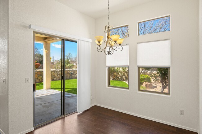 Building Photo - Spacious Home in Del Prado with pool access