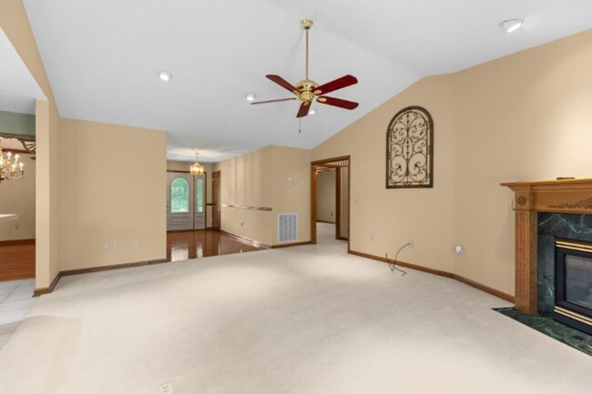 Building Photo - $2750. - Spacious 3 bedroom/3 bath brick h...