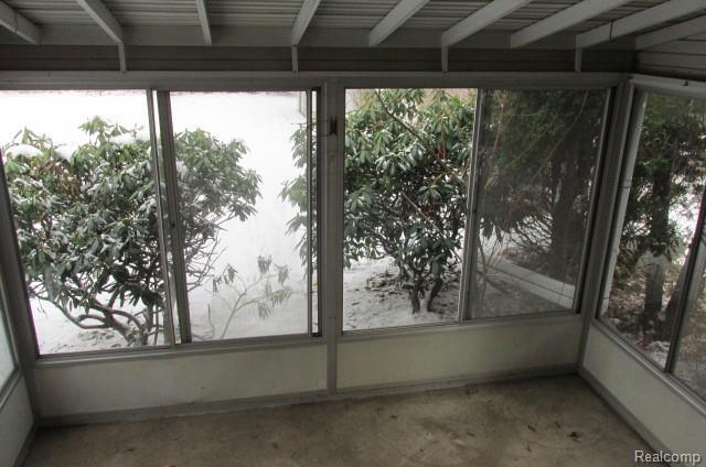 Building Photo - 932 Detroit Ave