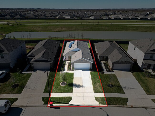 Building Photo - 28923 Great Cyn Dr