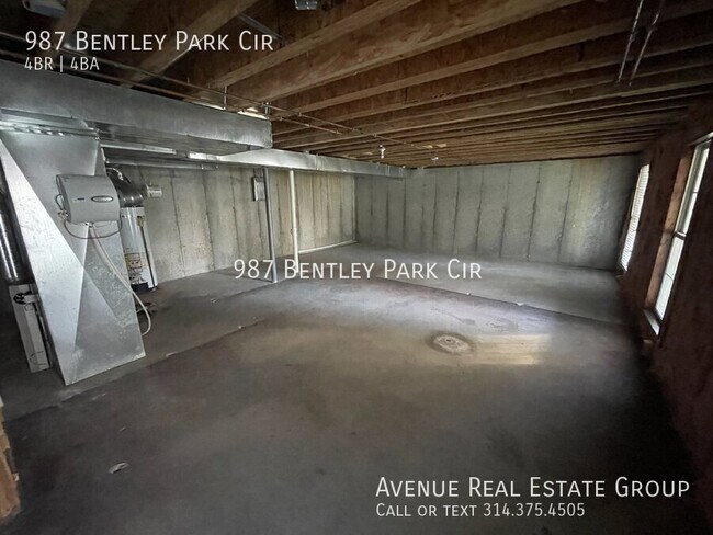 Building Photo - 987 Bentley Park Cir