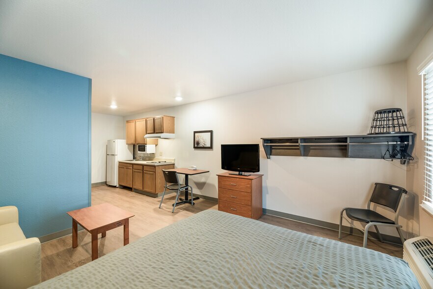 Building Photo - Furnished Studio-Ocala