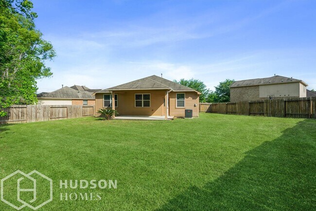 Building Photo - 10204 Wood Fern Court, Conroe, TX 77385 - ...