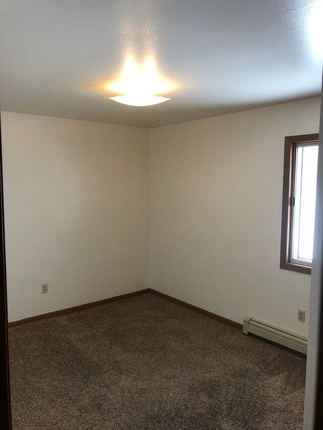 Bedroom - Cimarron Court