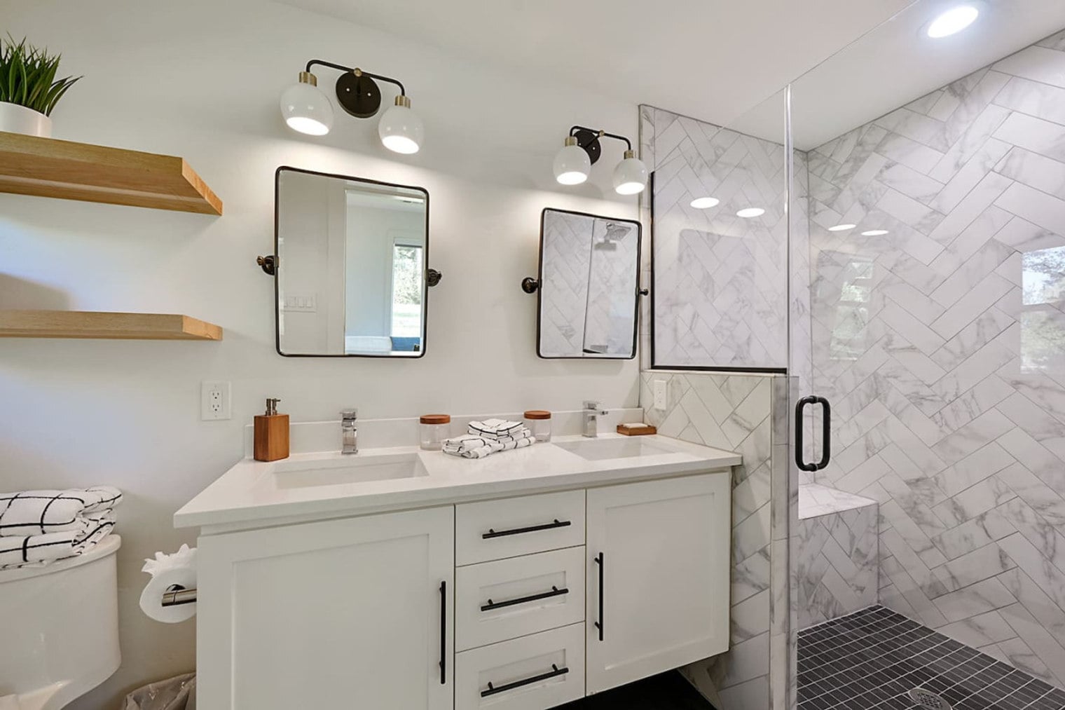 Building Photo - 8495 Turkey Creek Rd