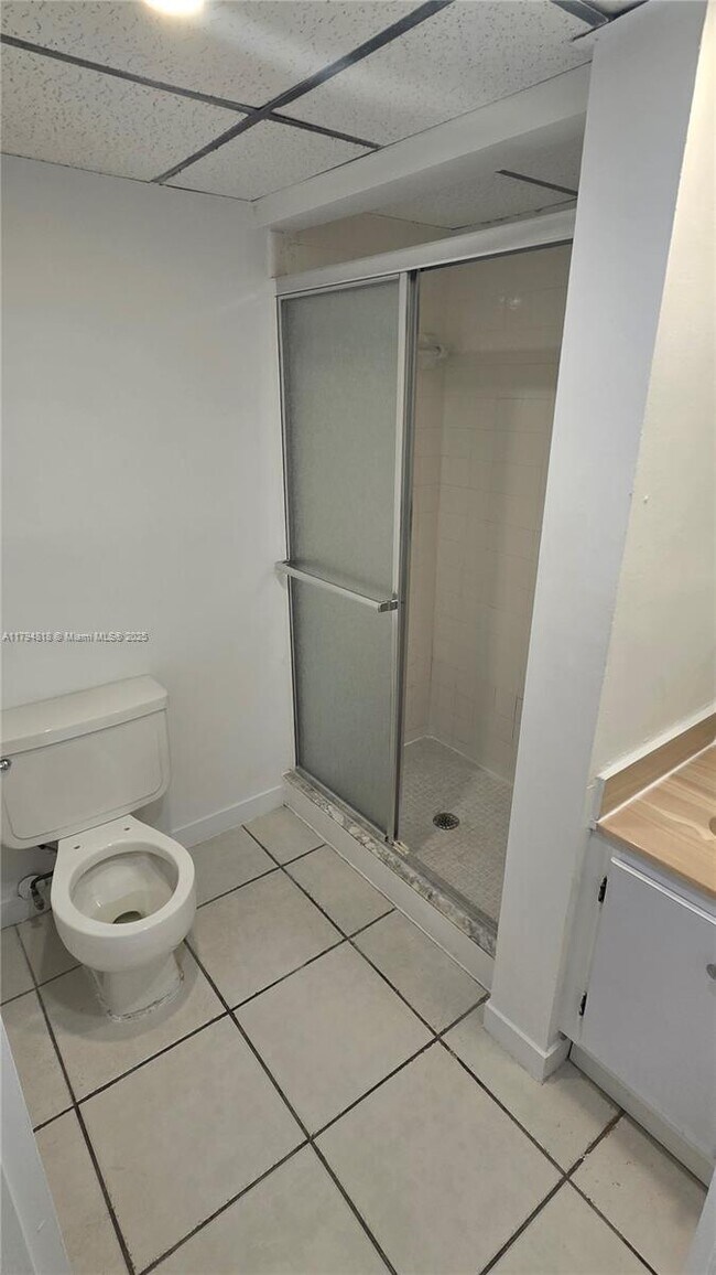 Building Photo - 7801 S Colony Cir