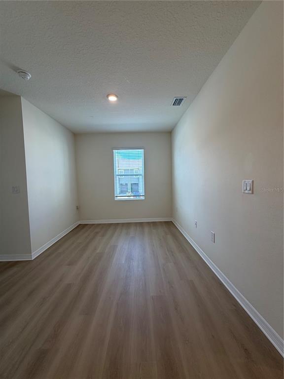 Building Photo - 1440 Plank Pl