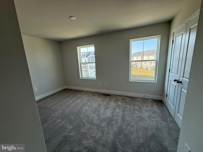 Building Photo - 29405 Oxford Dr