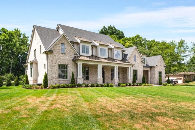 Building Photo - 8115 Devens Dr