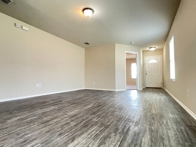 Building Photo - 4/2/2 Burleson ISD