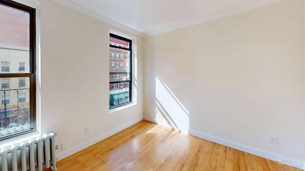 Building Photo - 301 E 85th St