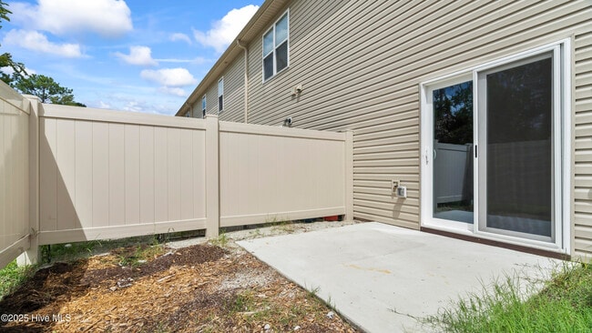 Building Photo - 501 Pate Dr
