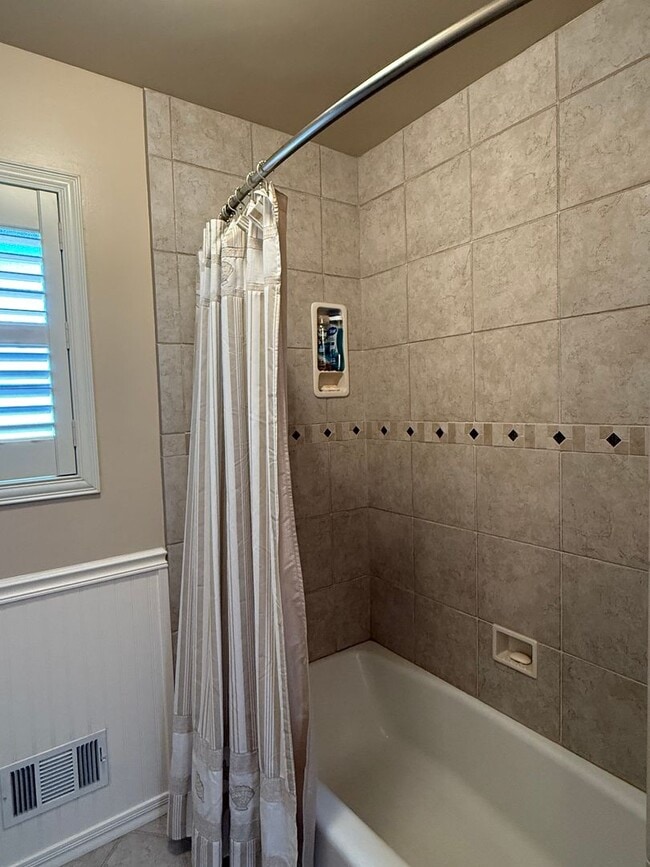 Building Photo - Spacious 4-Bedroom Home, Cupertino Schools...
