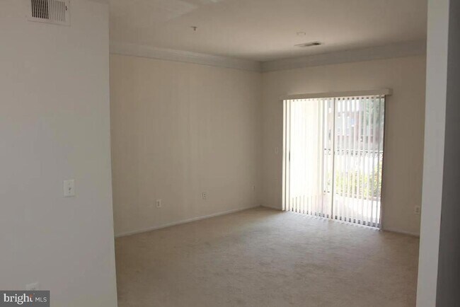 Building Photo - 1591 Spring Gate Dr.