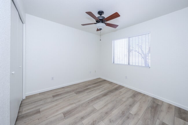 Building Photo - 3167 W Alexanderwood Dr
