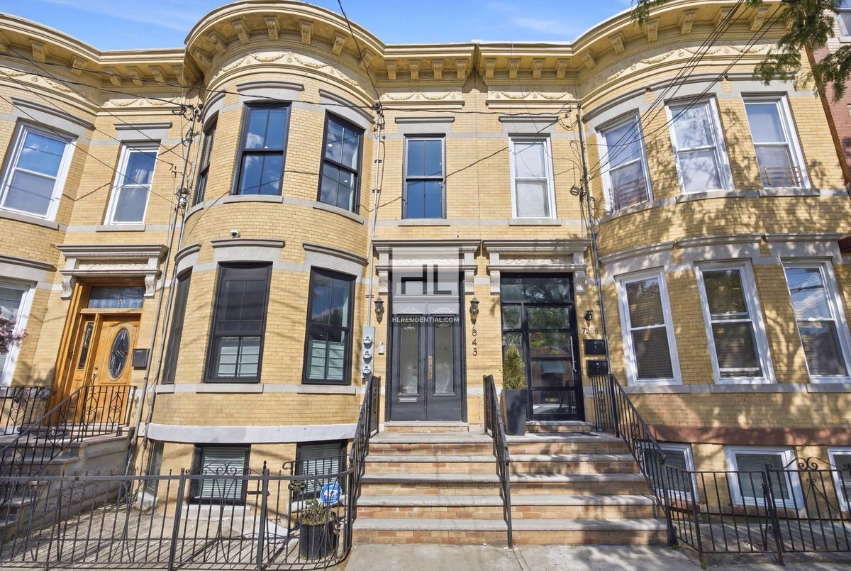 Building Photo - 74-43 61 STREET